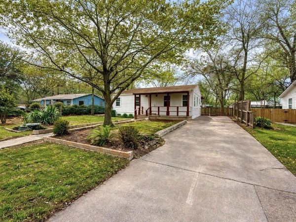 4611 Milburn LN , Austin, TX 78702