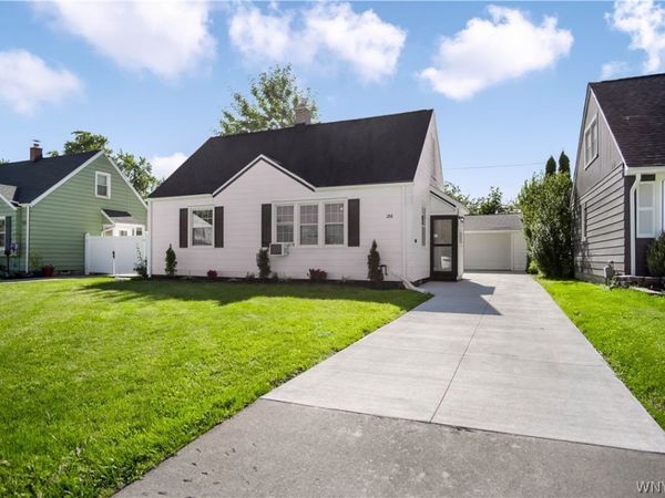 288 Vicksburg Avenue , Tonawanda, NY 14150