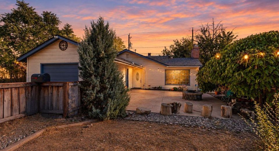 1647 F Street, Sparks, NV 89431 Photo