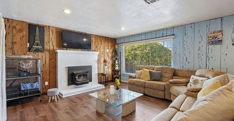 1647 F Street, Sparks, NV 89431 Photo