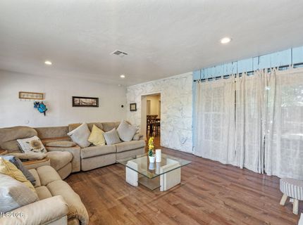 1647 F Street, Sparks, NV 89431 Photo