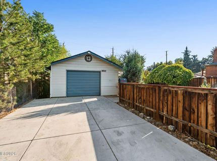 1647 F Street, Sparks, NV 89431 Photo