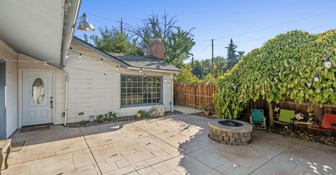 1647 F Street, Sparks, NV 89431 Photo