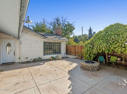 1647 F Street, Sparks, NV 89431 Photo