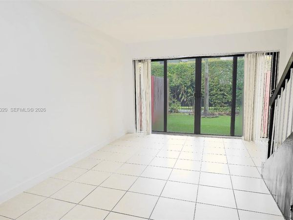 4271 NW 11th St, Unit 2, Miami, FL 33126