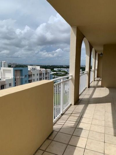 2425 SW 27th Ave, Unit 1406, Miami, FL 33145 Photo
