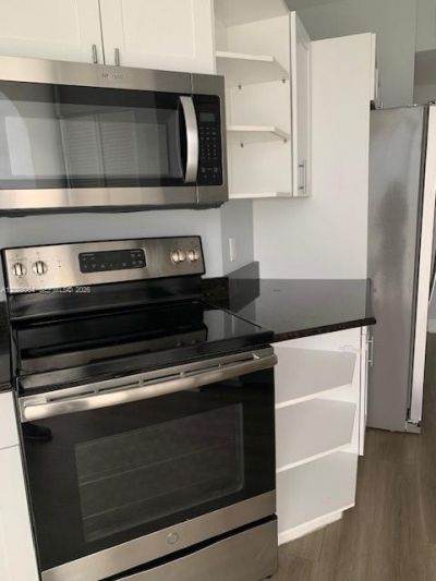 2425 SW 27th Ave, Unit 1406, Miami, FL 33145 Photo