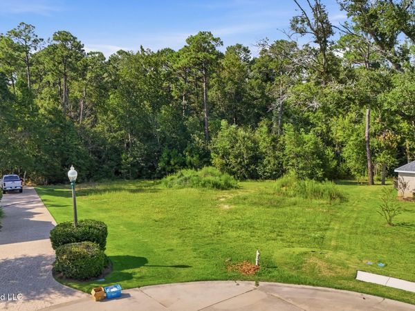 Caymus Cove, Ocean Springs, MS 39564
