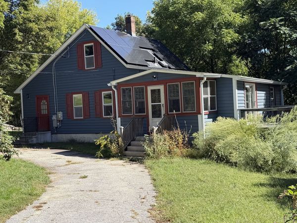 15 Warsaw Avenue, Dudley, MA 01571
