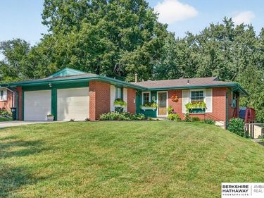 13576 Walnut Street, Omaha, NE 68144
