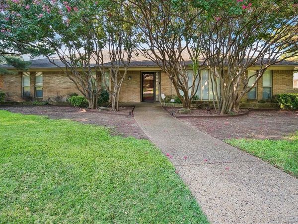 4108 Myerwood Lane , Dallas, TX 75244