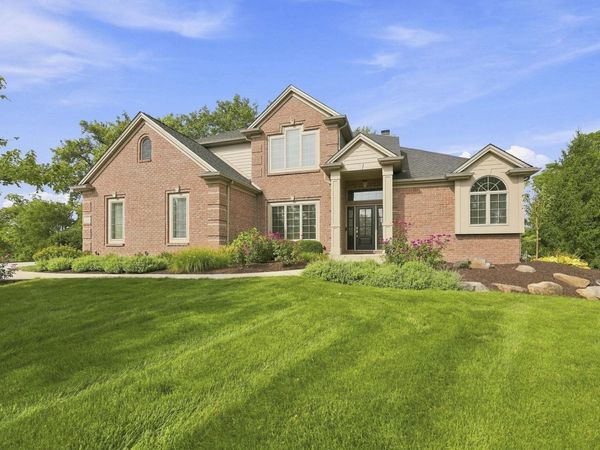 229 Eagle Cliff Cove, Huntertown, IN 46748