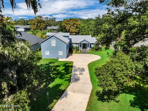 6201 HYDE PARK Circle, Jacksonville, FL 32210