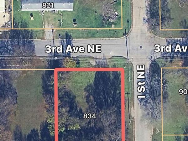 834 NE 3rd Avenue , Ardmore, OK 73401