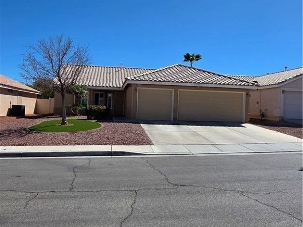 1413 Iris Kelly Avenue , North Las Vegas, NV 89081
