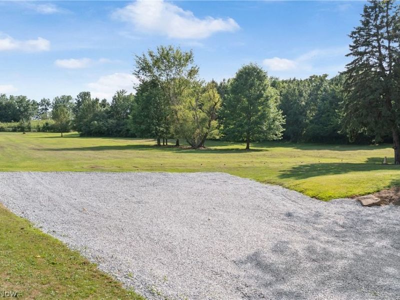 988 E Turkeyfoot Lake Road , Akron, OH 44312 Photo 25