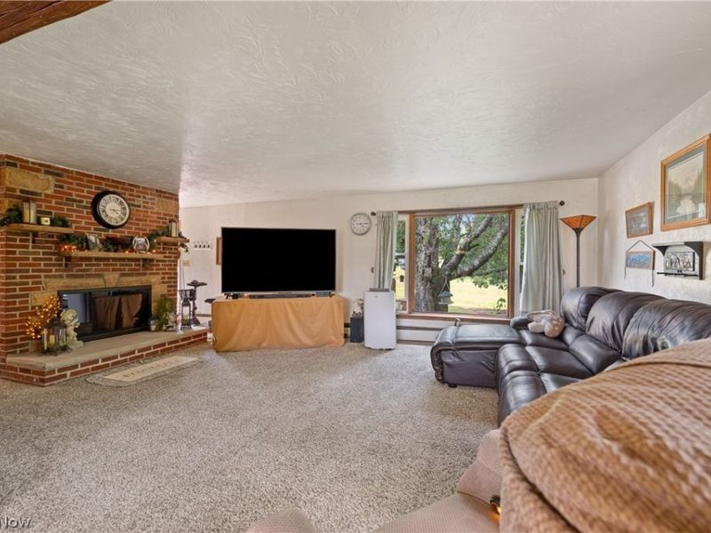 988 E Turkeyfoot Lake Road , Akron, OH 44312 Photo 6