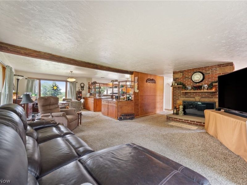 988 E Turkeyfoot Lake Road , Akron, OH 44312 Photo 7