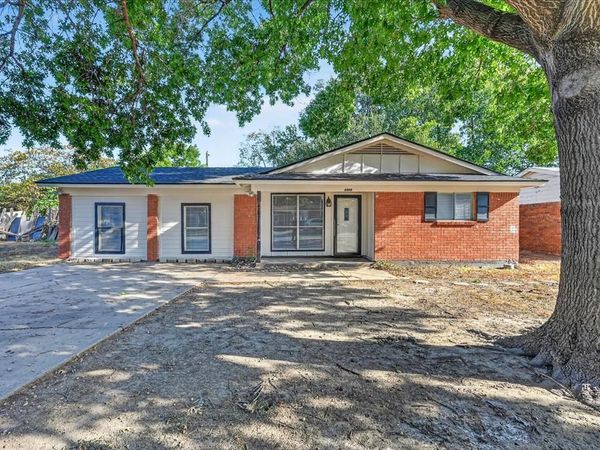 4809 Melinda Drive, Forest Hill, TX 76119