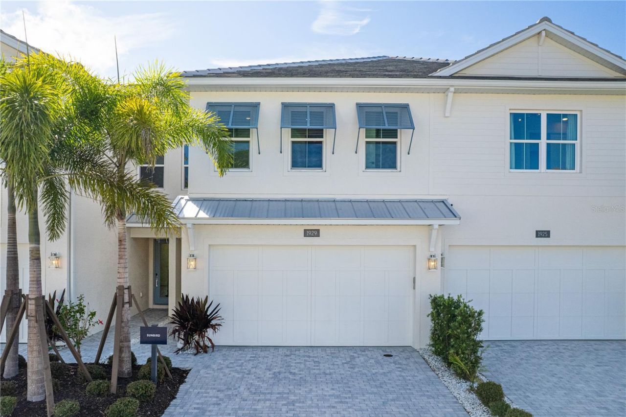 1929 Hillsong Terrace, Palm Harbor, FL 34683 Main Photo