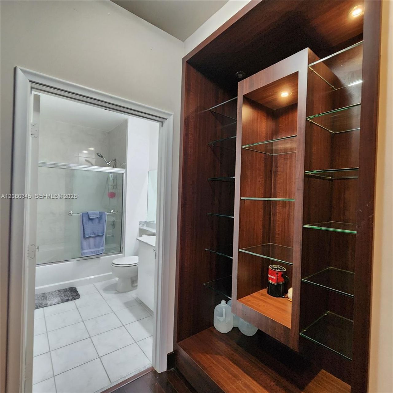 2775 NE 187th St, Unit 120, Aventura, FL 33180 Photo