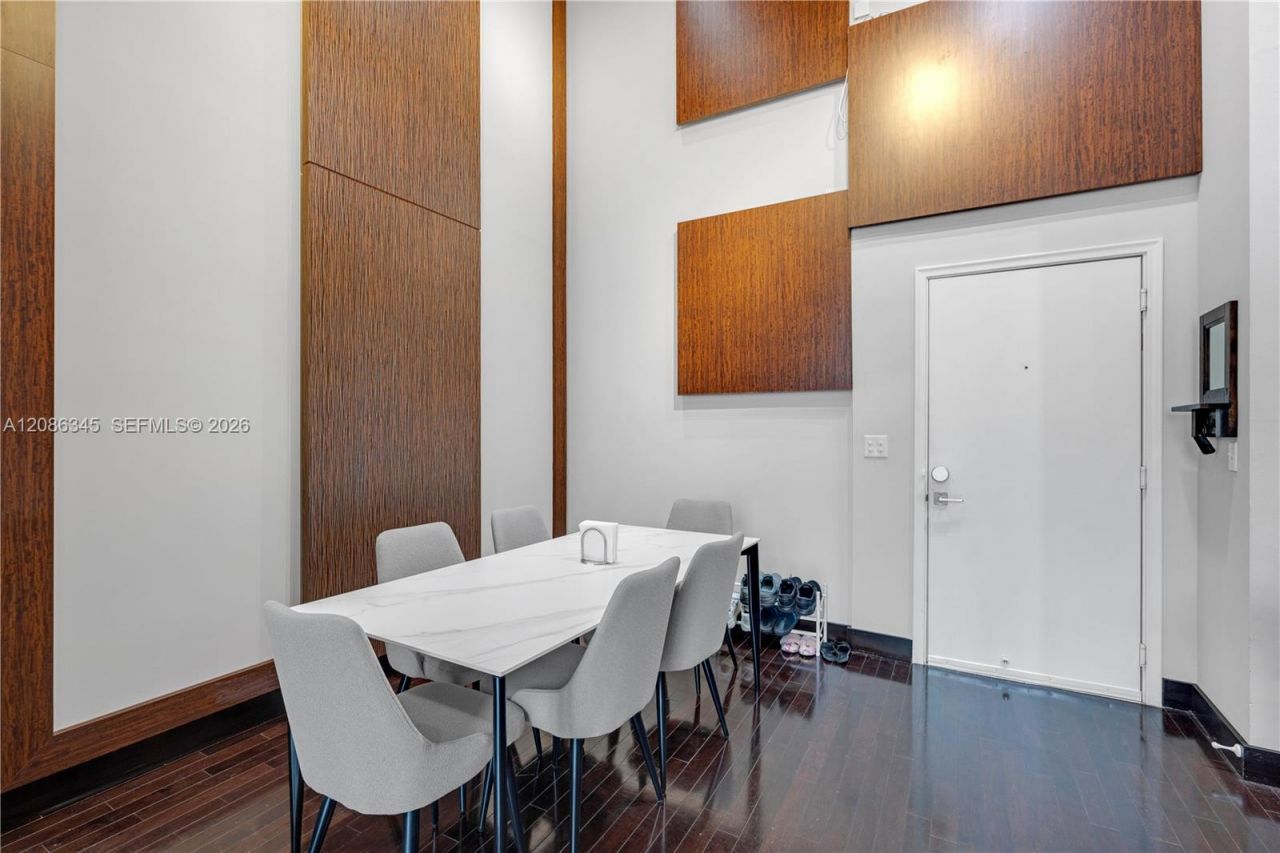 2775 NE 187th St, Unit 120, Aventura, FL 33180 Photo