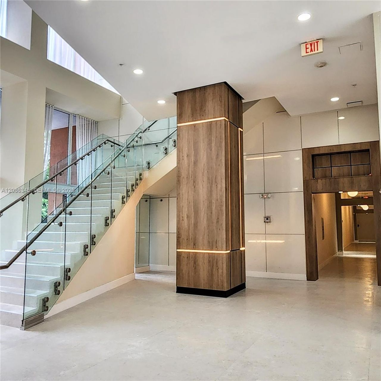 2775 NE 187th St, Unit 120, Aventura, FL 33180 Photo