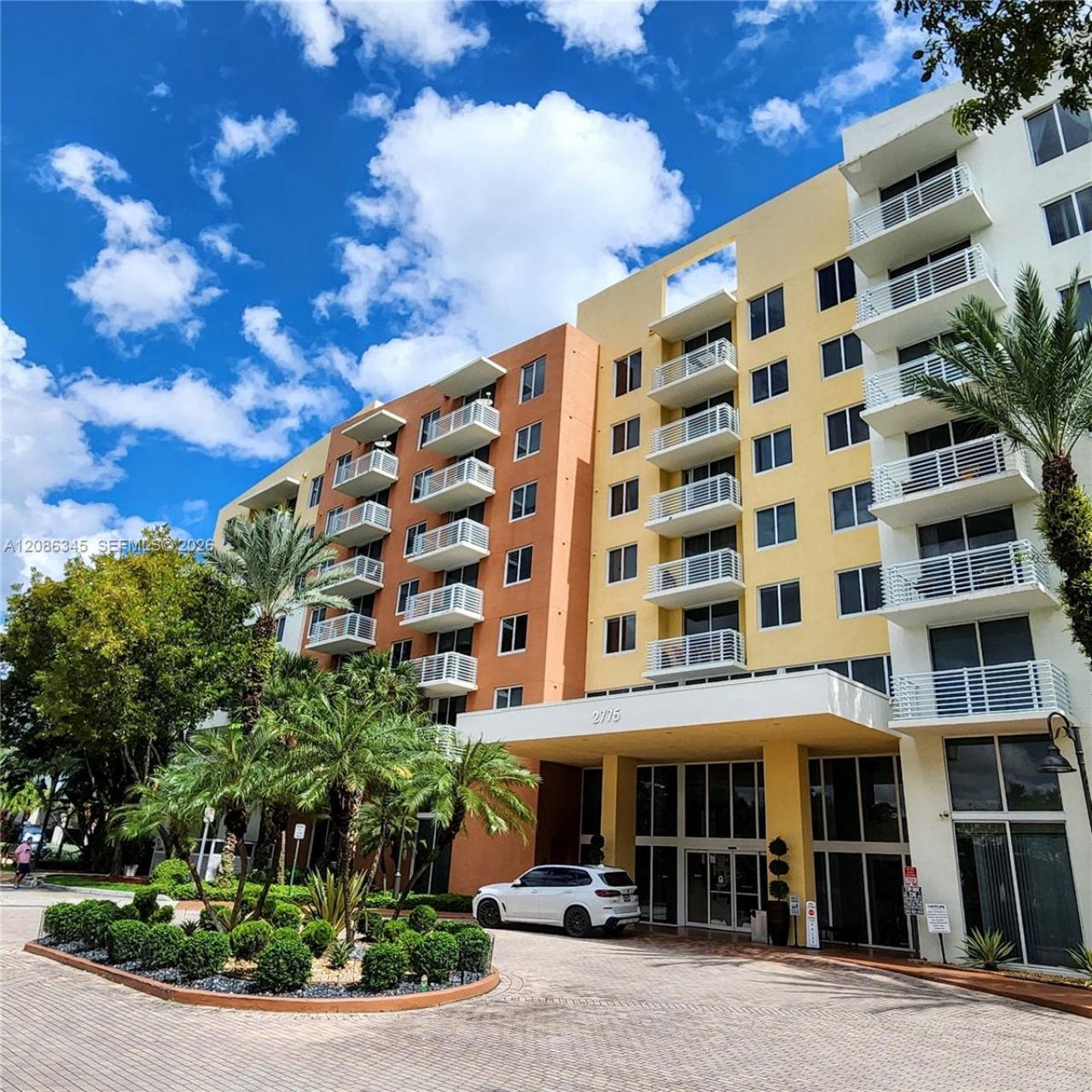 2775 NE 187th St, Unit 120, Aventura, FL 33180 Photo