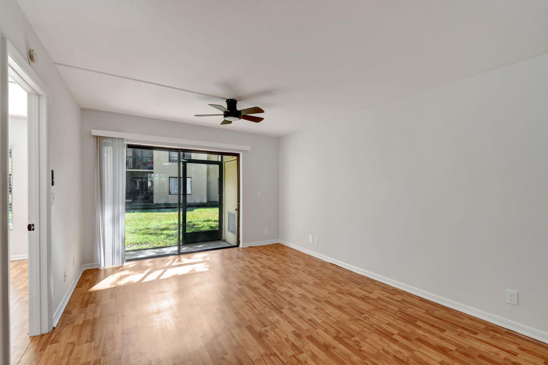 6550 Somerset Drive, Unit 107, Boca Raton, FL 33433 Photo