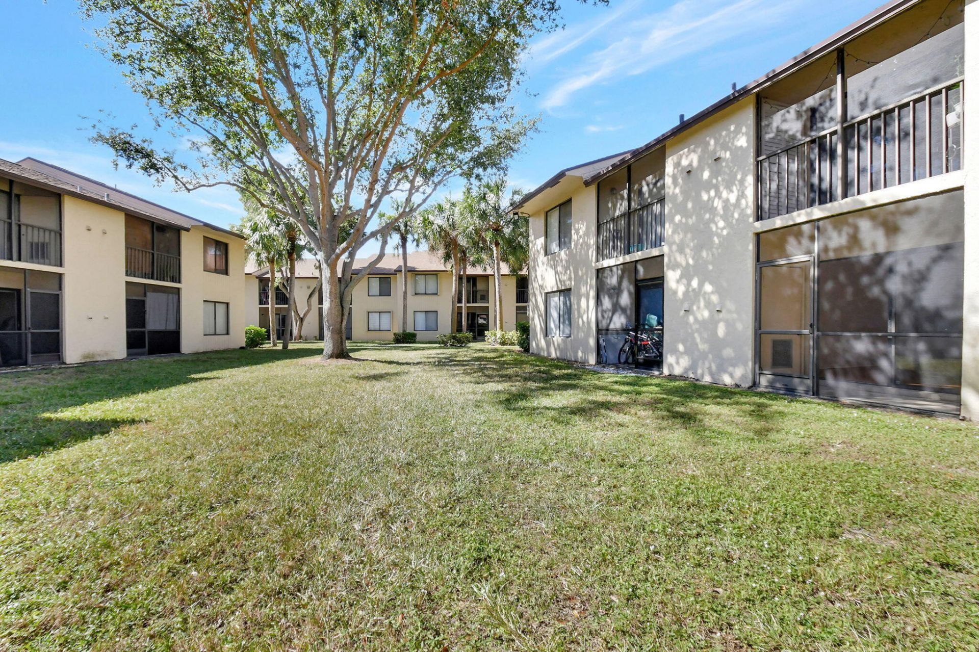 6550 Somerset Drive, Unit 107, Boca Raton, FL 33433 Photo