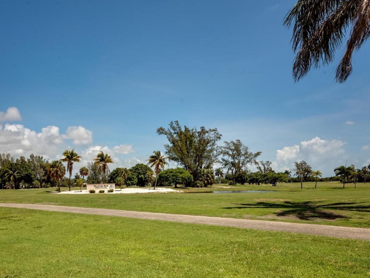511 Lucerne Avenue, Unit 512, Lake Worth Beach, FL 33460 Photo