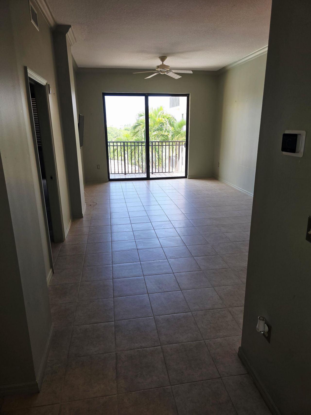 511 Lucerne Avenue, Unit 512, Lake Worth Beach, FL 33460 Photo