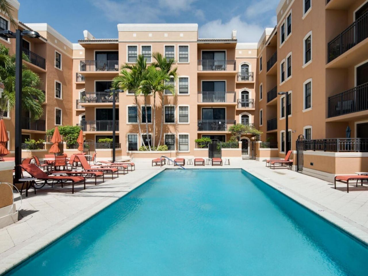 511 Lucerne Avenue, Unit 512, Lake Worth Beach, FL 33460 Photo