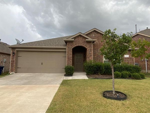 2105 Meadow Park Drive, Princeton, TX 75407