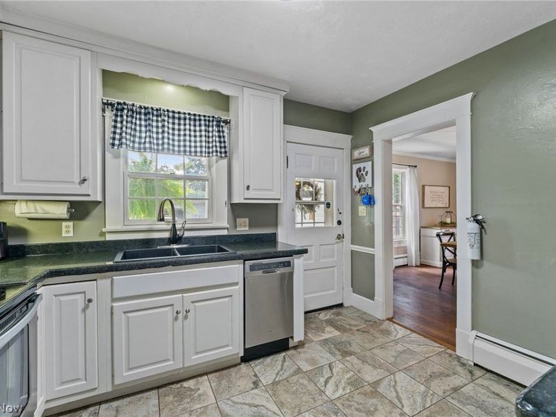 1051 E 9th Street, Salem, OH 44460 Photo 9