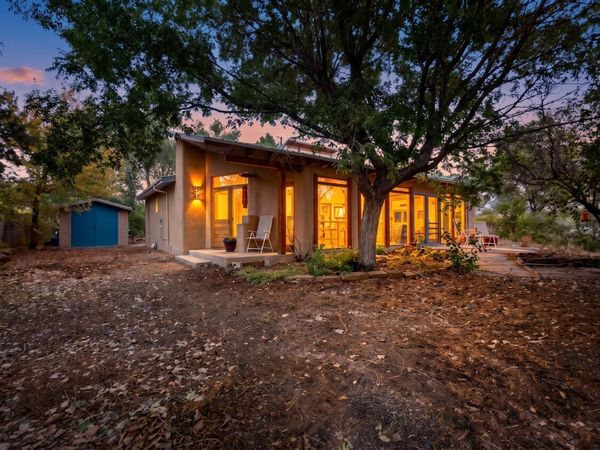 1511 San Lorenzo Avenue NW, Albuquerque, NM 87107