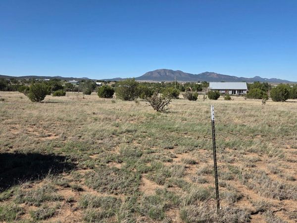 32 Woodline Drive , Edgewood, NM 87015