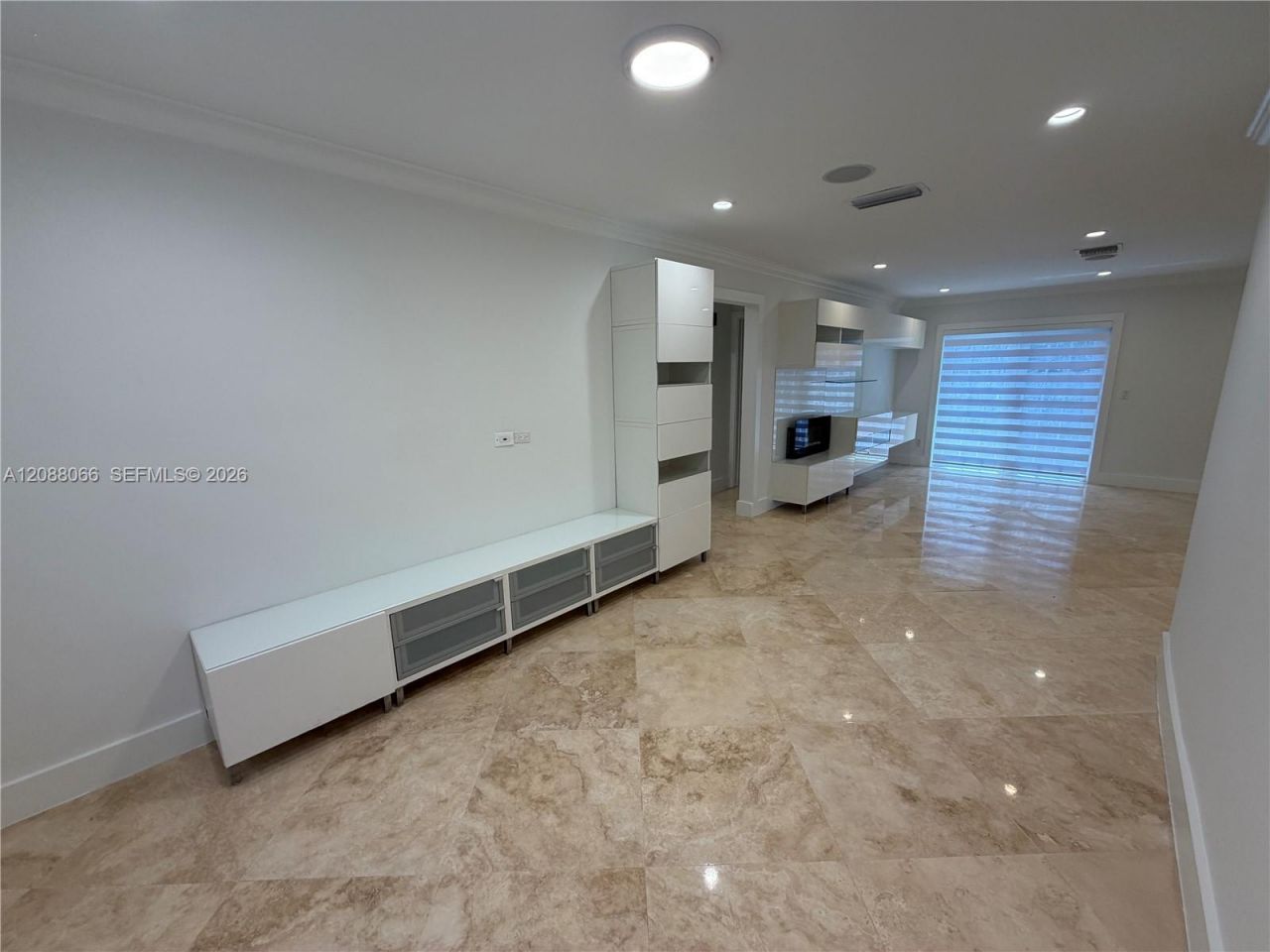 9341 Dickens Ave, Surfside, FL 33154 Photo