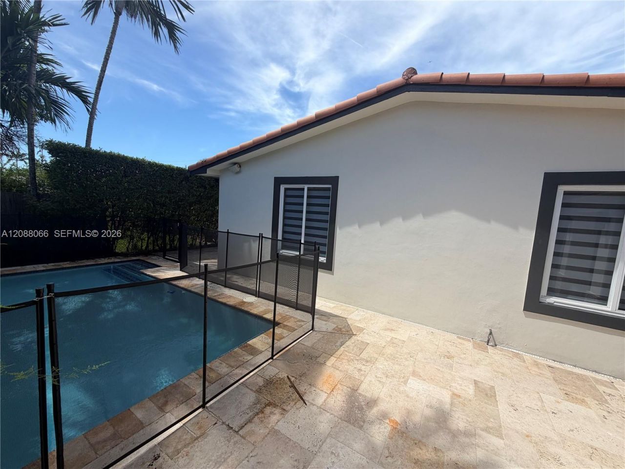 9341 Dickens Ave, Surfside, FL 33154 Photo