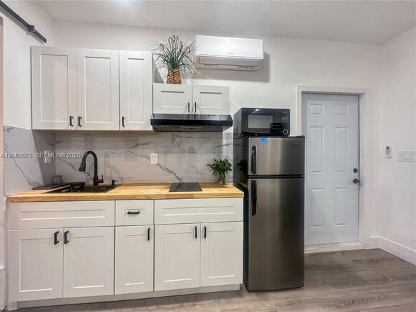 15400 SW 169th Ln , Unit Side, Miami, FL 33187
