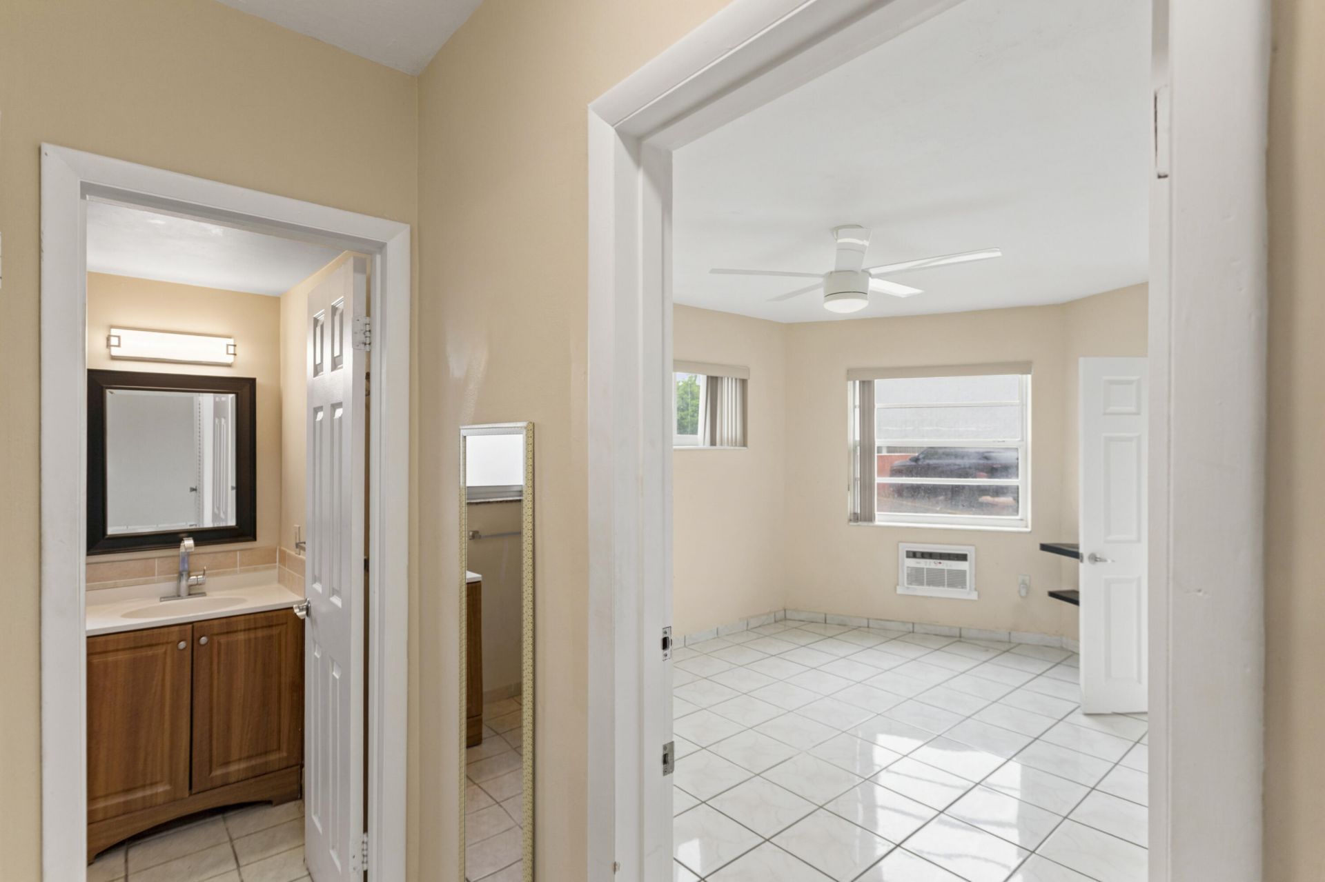 18630 NE 18th Avenue, Unit 134, Miami, FL 33179 Photo