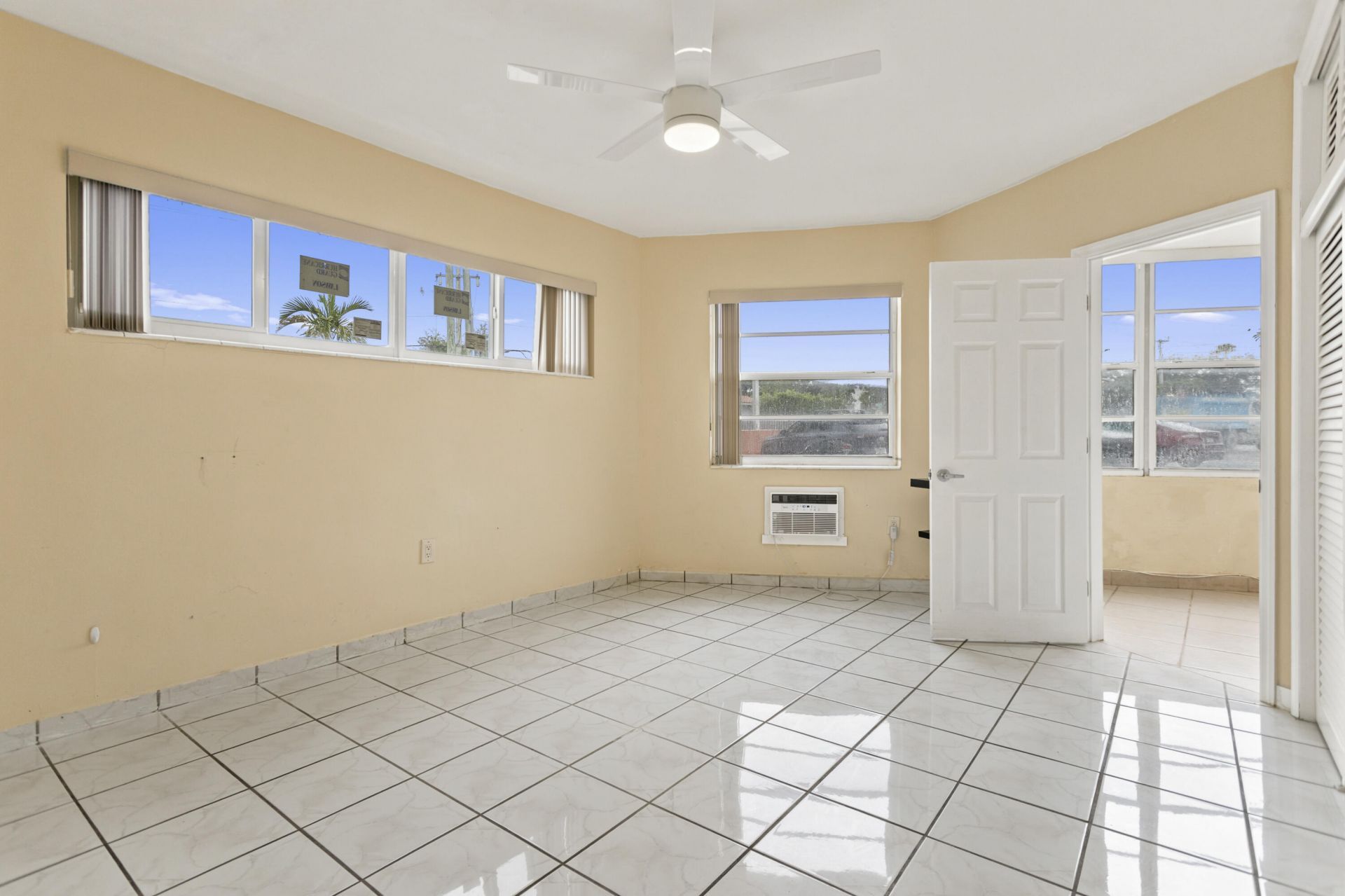 18630 NE 18th Avenue, Unit 134, Miami, FL 33179 Photo