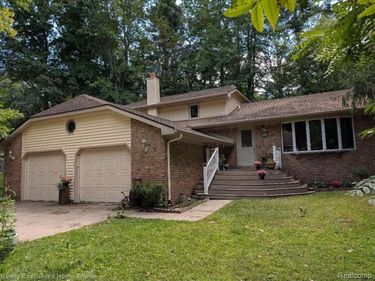 5665 Logging Lane Lane, Clyde Township, Mi 48049