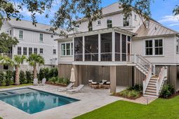 1644 Home Farm Road photo 4