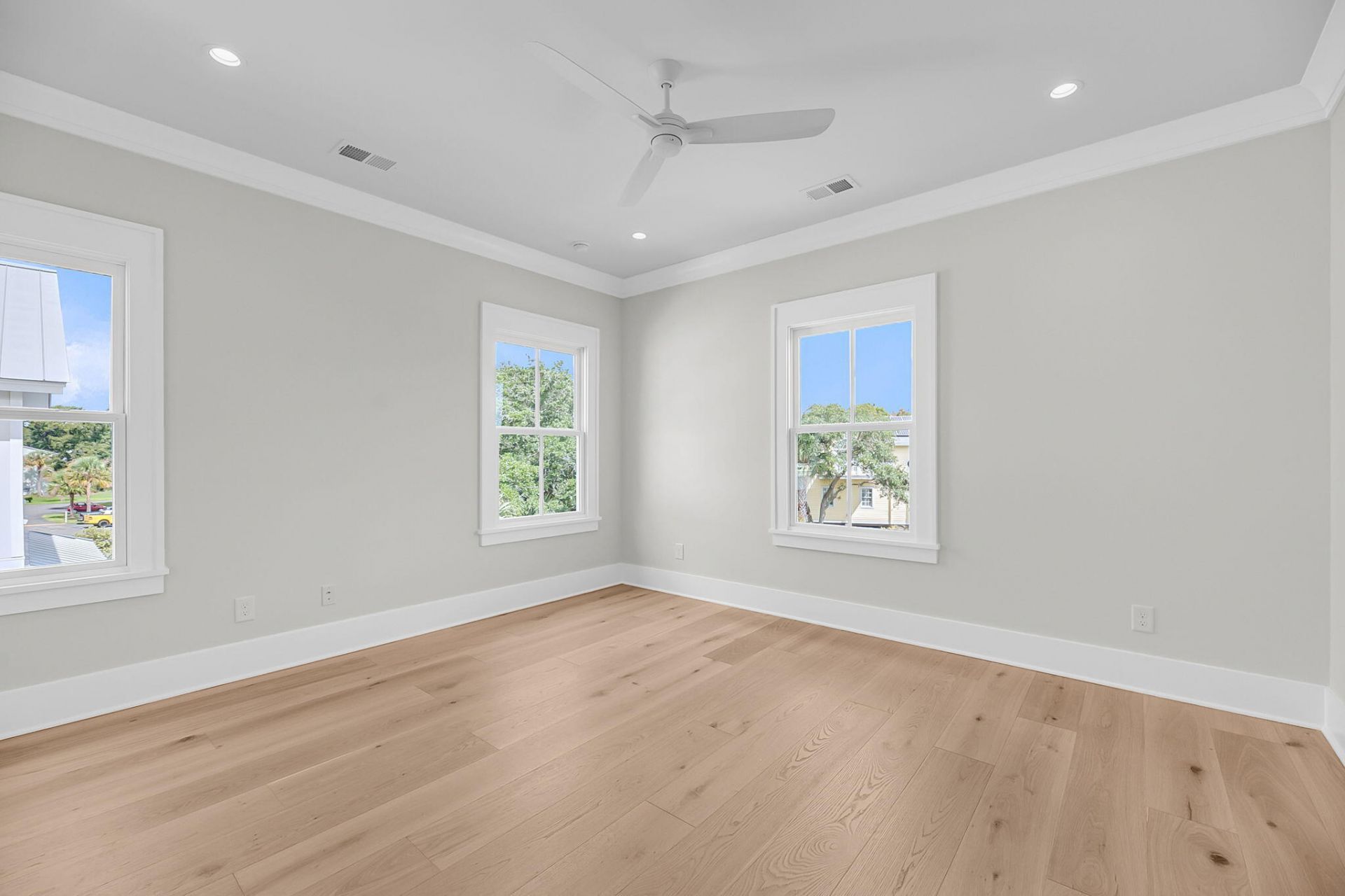 1644 Home Farm Road Photo 46