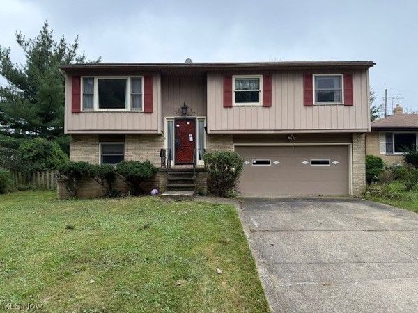 14140 Mustang Drive, Maple Heights, OH 44137