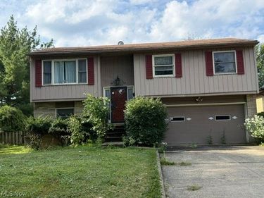 14140 Mustang Drive, Maple Heights, OH 44137