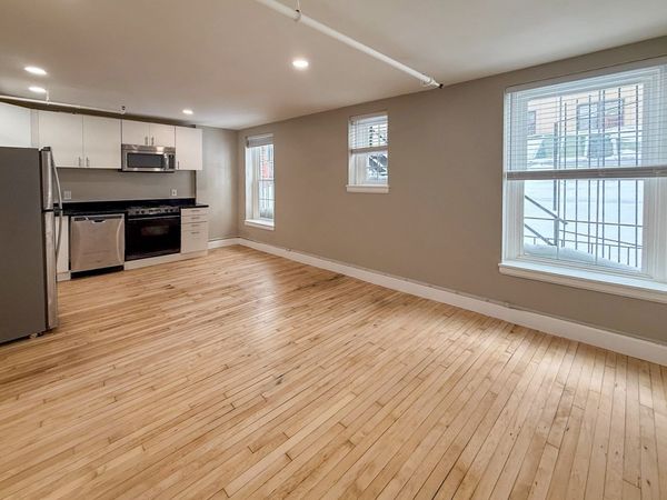 48 Winter, Unit 5R, Boston, MA 02111