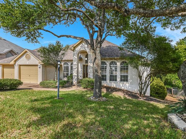 8703 Bluegrass DR, Austin, TX 78759