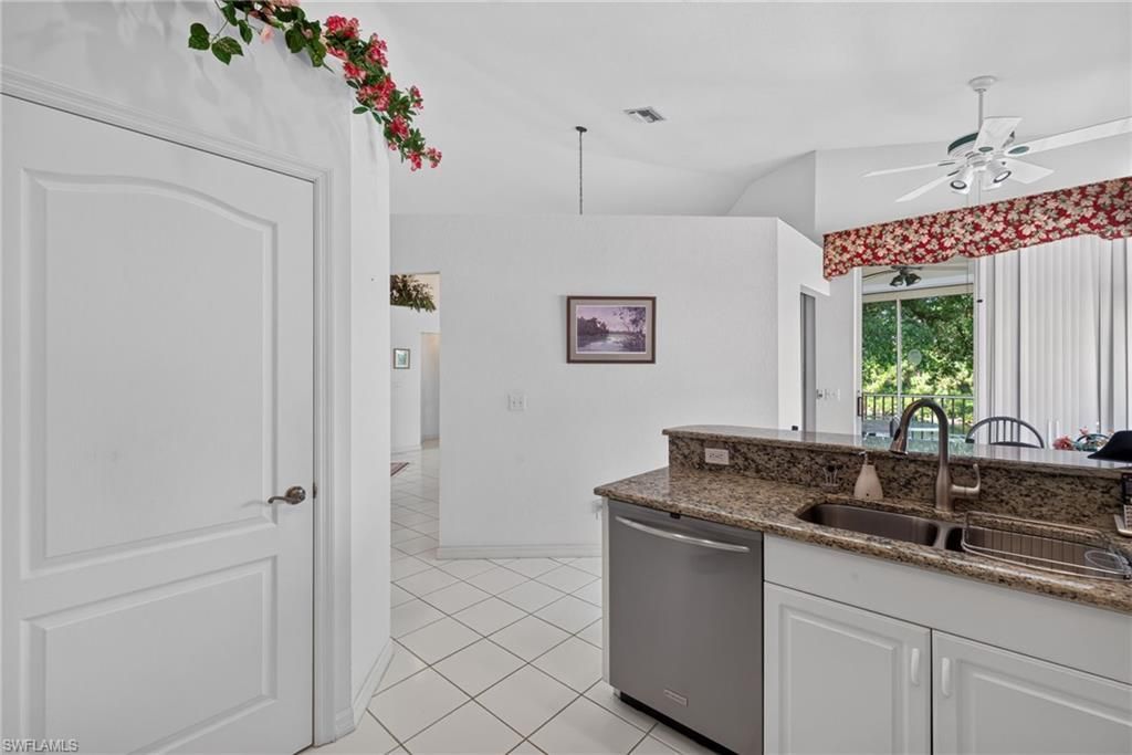 15173 Storrington Pl, Unit E-201, Naples, FL 34110 Photo